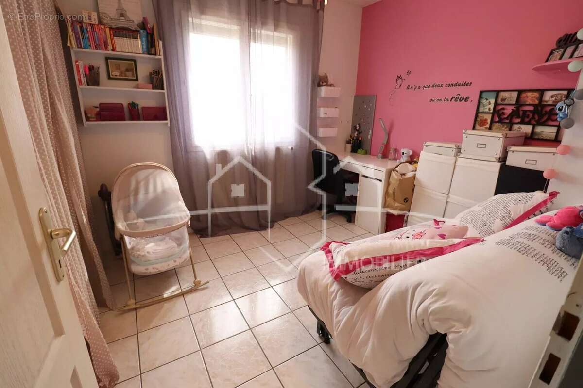 Maison à REVEL-TOURDAN