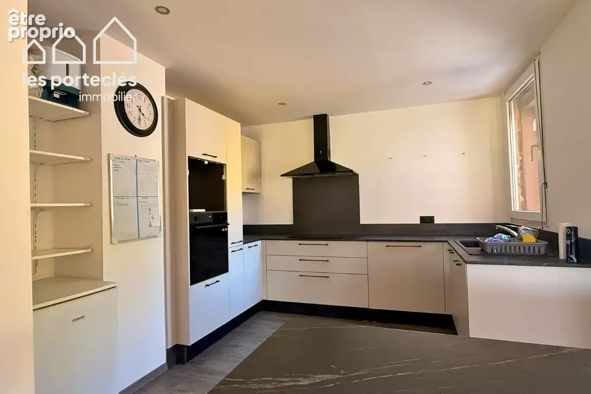 Maison en impasse à rénover 126 m², 25 ares - photo 4