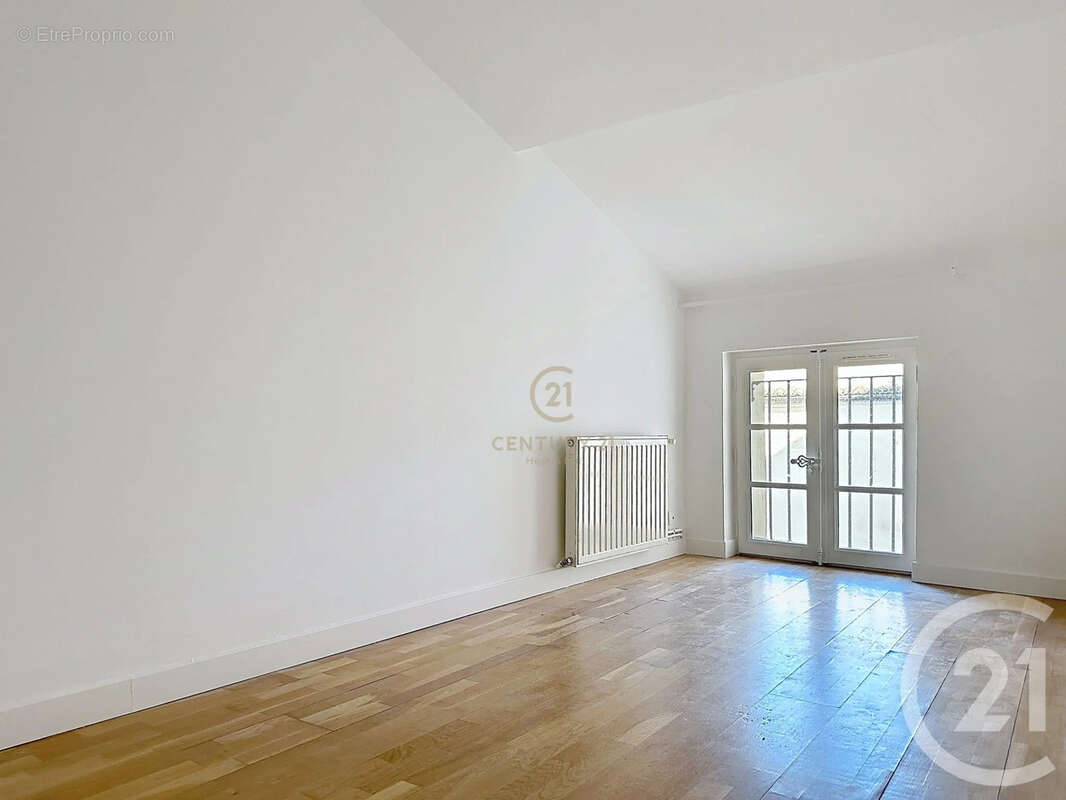 Appartement à CHARLY