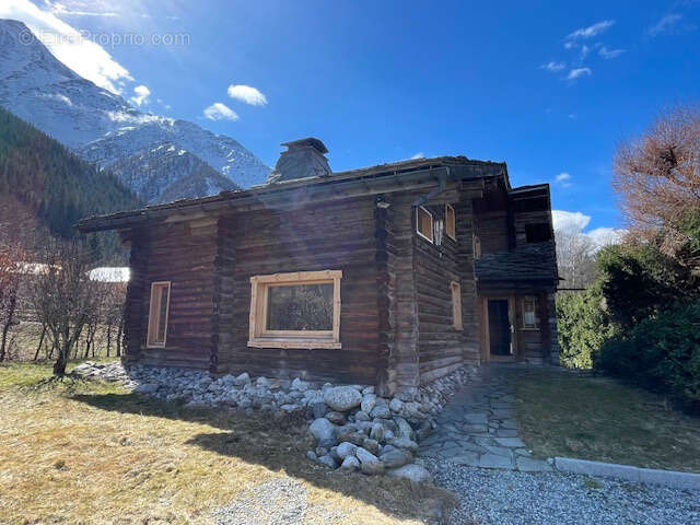 Maison à LES HOUCHES