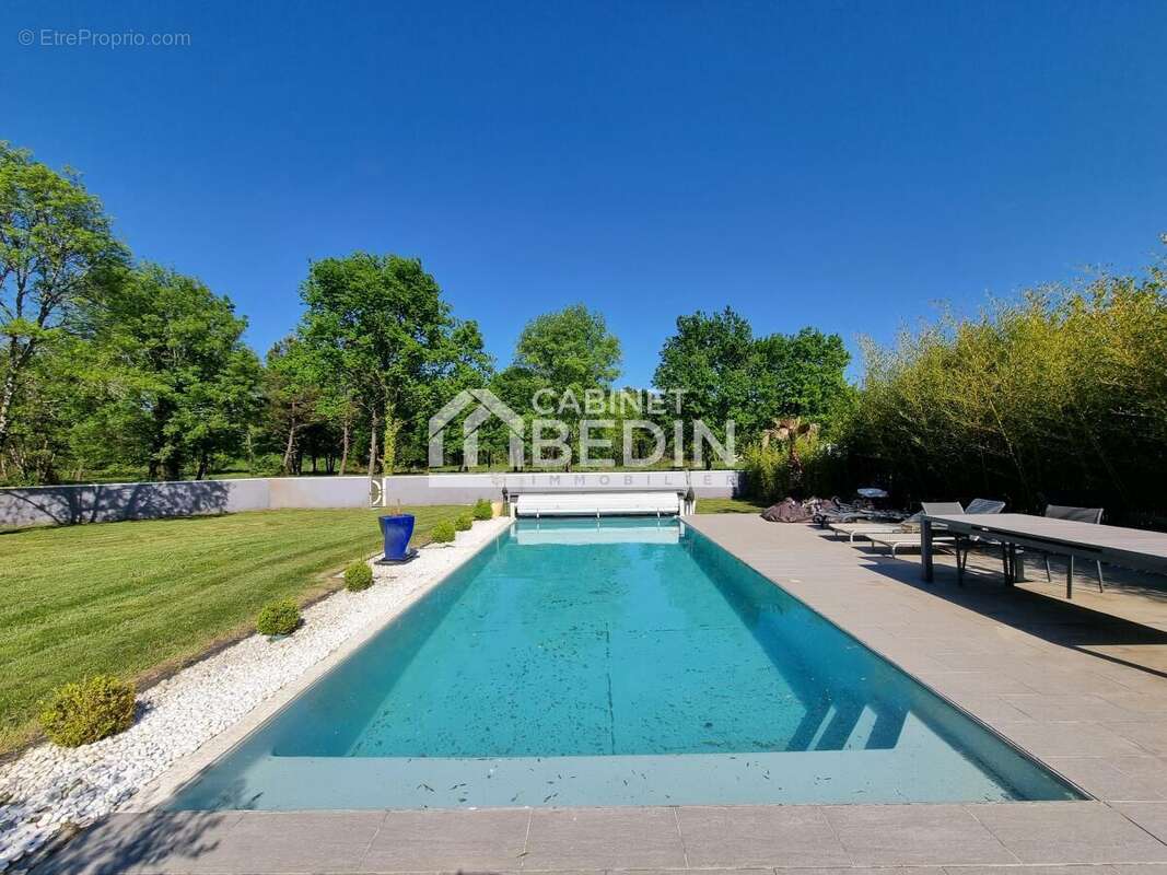 Maison à SAINT-SELVE