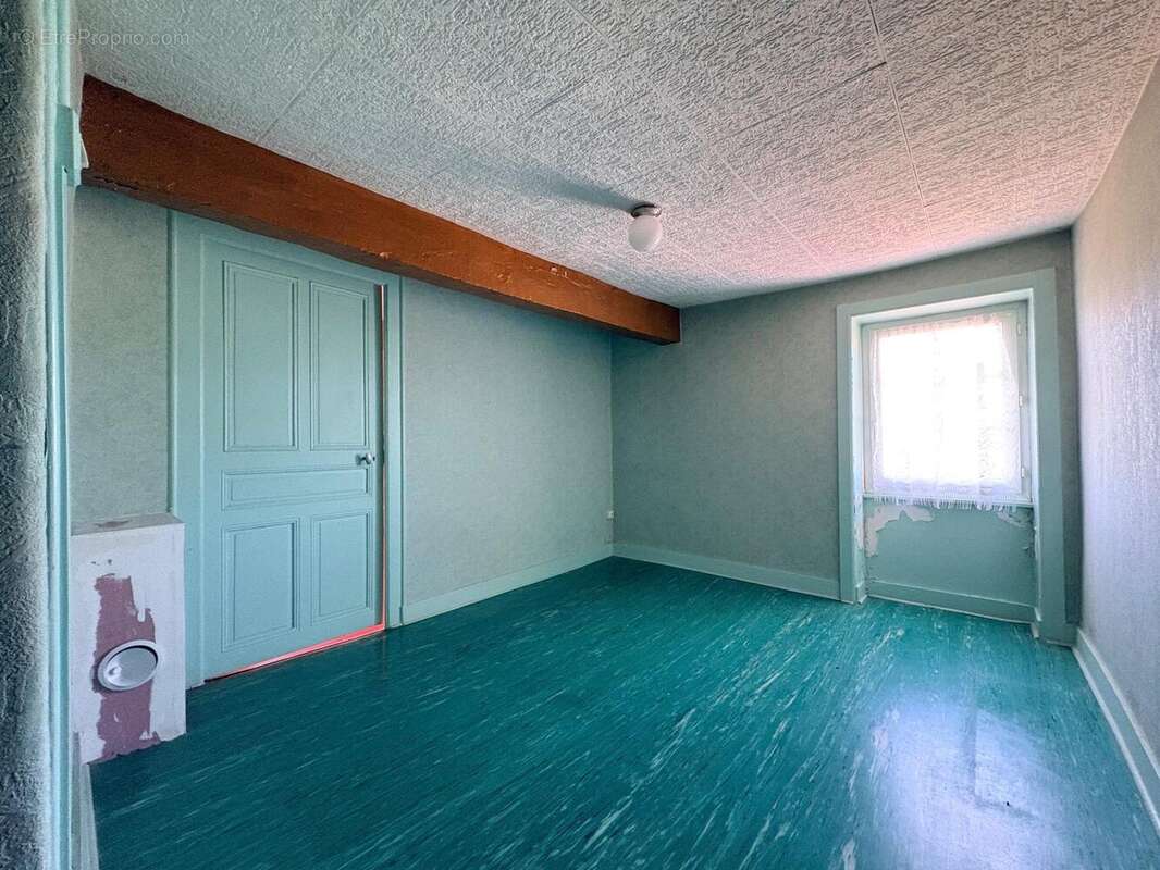 Photo 7 - Maison à SAINT-CHRISTOPHE-EN-BRIONNAIS