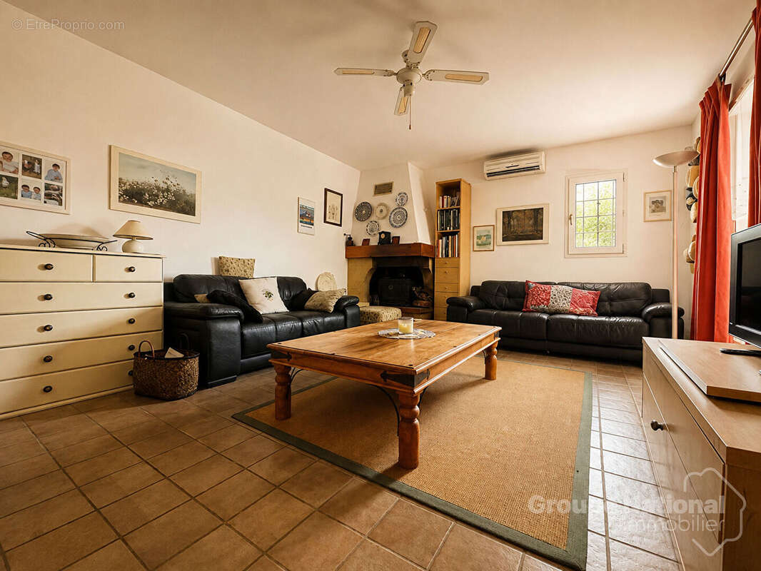 Maison d'environ 70m2 sur 1200m2 de terrain avec piscine à Goudargues - photo 4