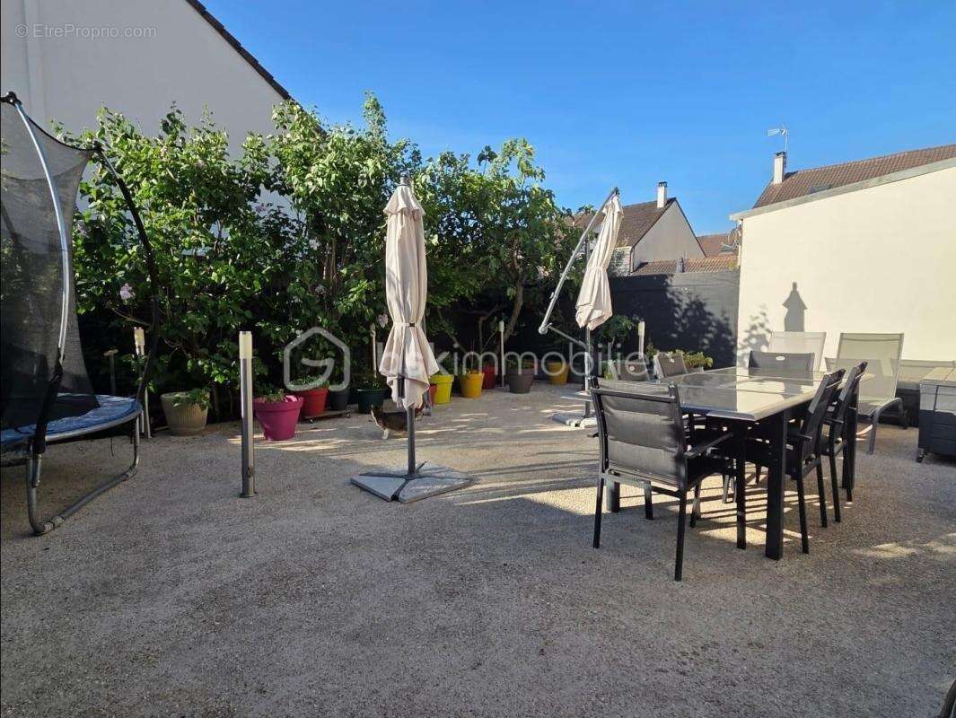 Maison à NEUILLY-PLAISANCE