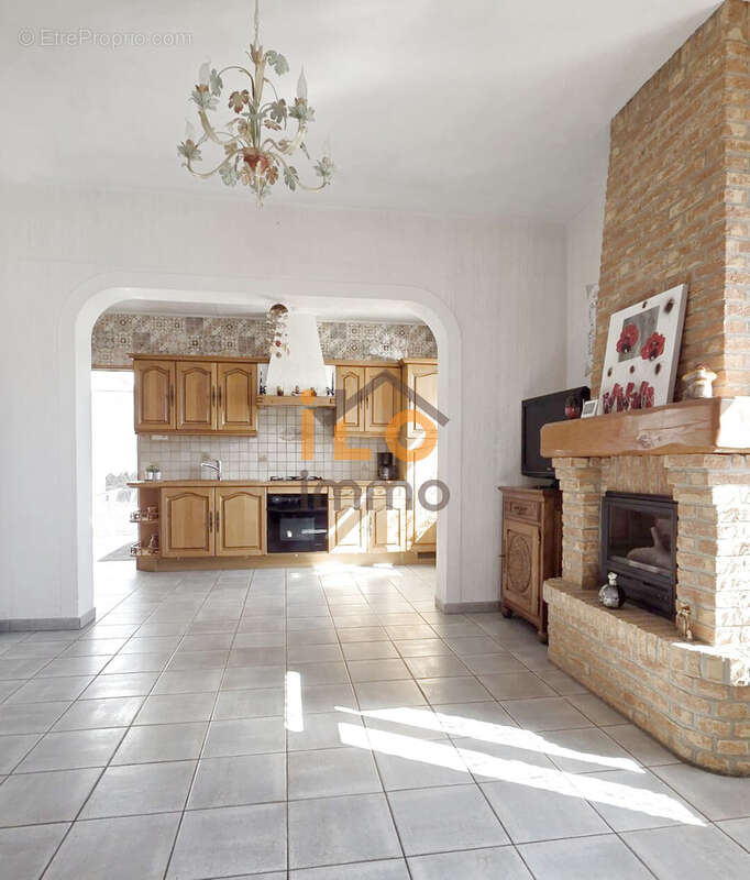 Maison à ESTAIRES