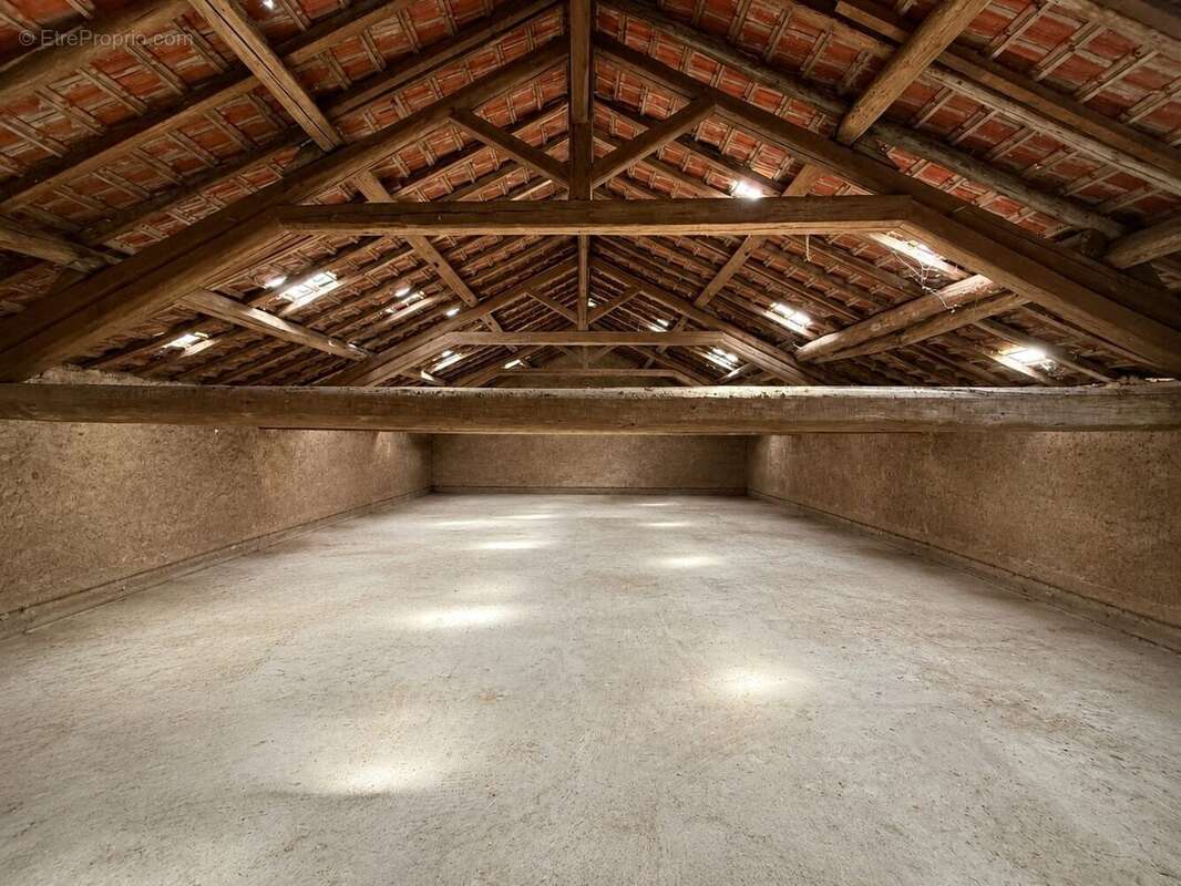 Appartement à MONTOY-FLANVILLE