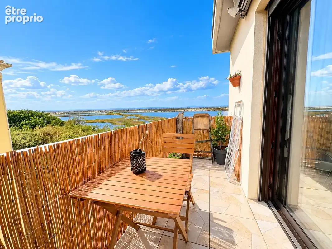 Palavas en 2 ième ligne mer , magnifique T2 d'environ 40 m2 hab avec terrasse en vue latérale mer et étangs , - photo 9