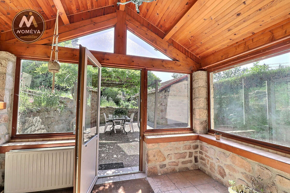 Maison à LAPTE