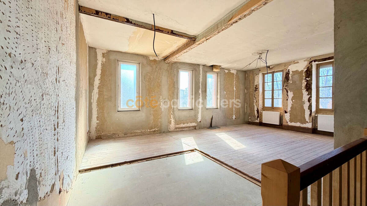 Appartement à VILLEBRUMIER