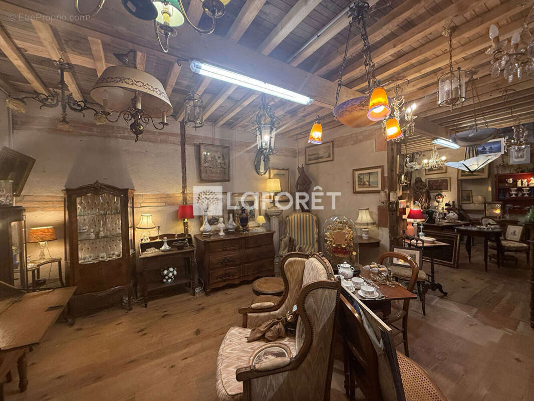 Commerce à PREIGNAC