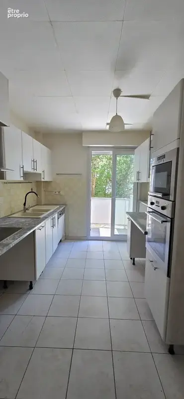 Côte Pavée/Limayrac - Grand appartement de type 4 avec garage et cave - photo 13
