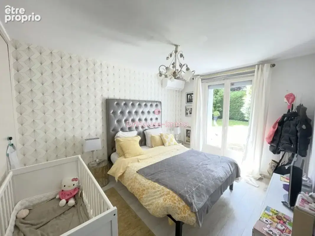 Maison 5 pièces 130 m² à vendre à Savigny-Sur-Clairis (89150) - photo 5