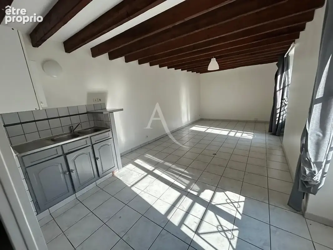 Appartement à LINAS