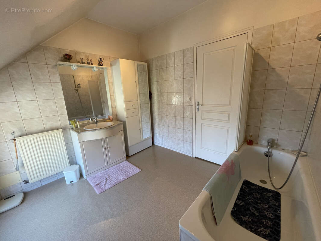 Maison à CHATEAUDUN