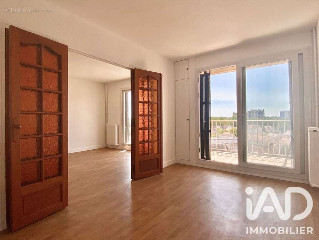 Appartement 78 m² à Melun  - photo 3