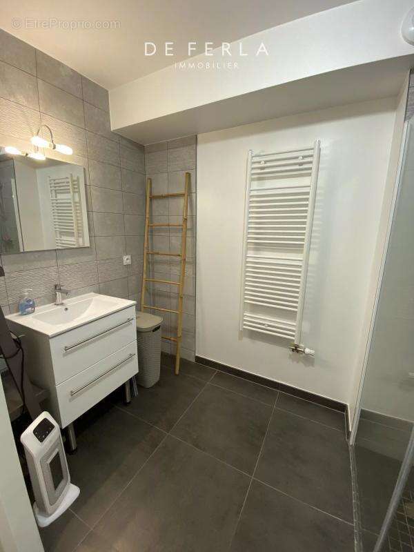 Appartement à ISSY-LES-MOULINEAUX