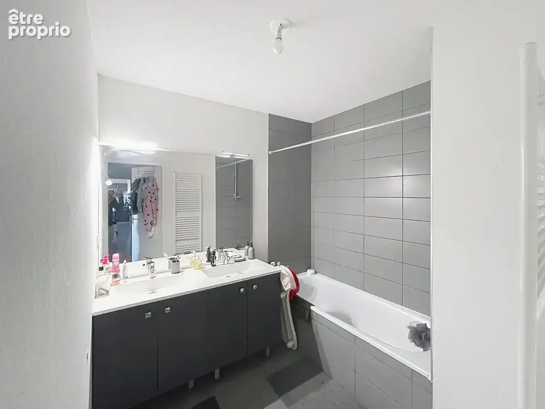 Toulouse Barriere de Paris, superbe appartement T3 dernier étage 70 m² Terrasse 24 m² double parking couvert - photo 9