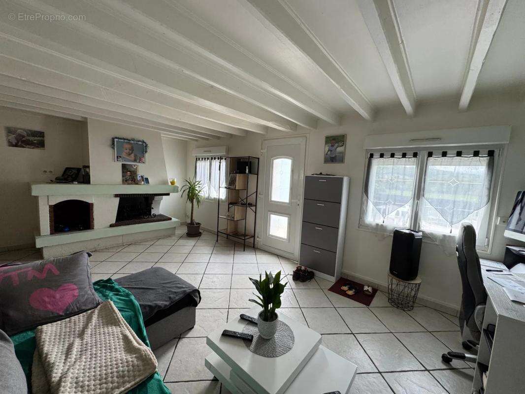 Maison à ROMENY-SUR-MARNE