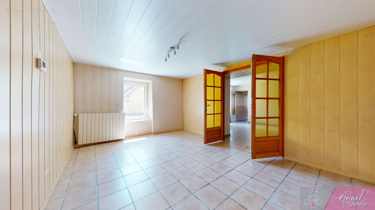 Maison à GENDREY