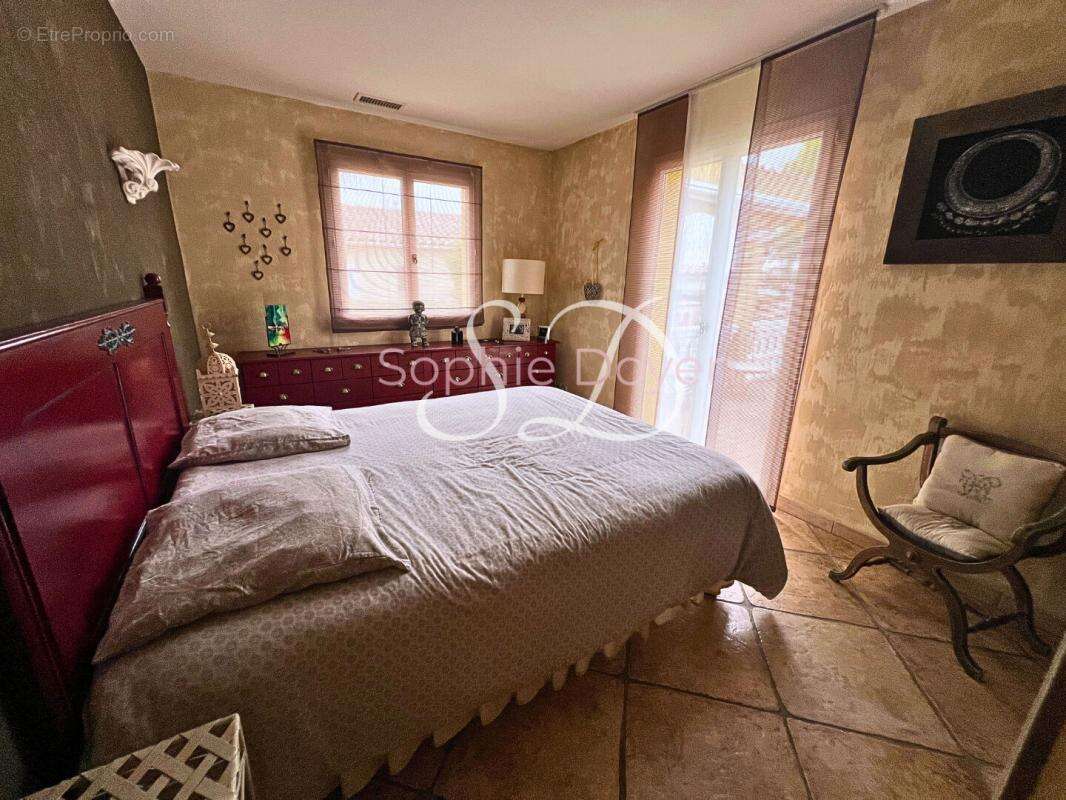 Maison à SAINT-JEAN-LASSEILLE