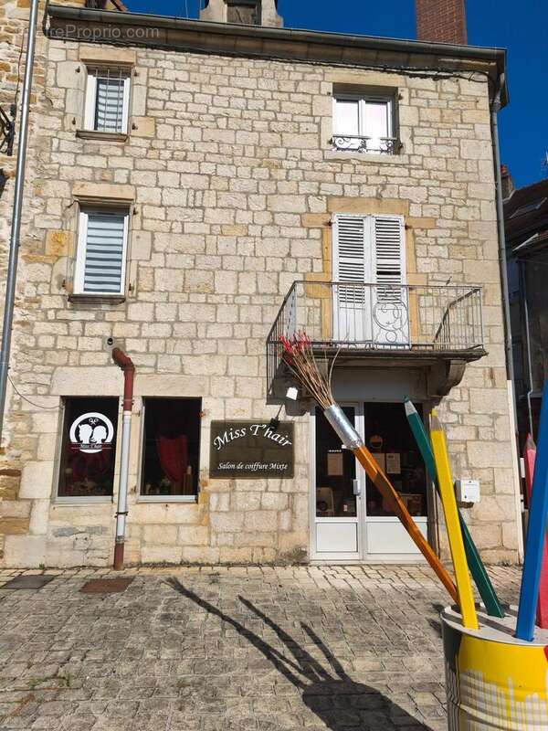Commerce 61 m² à Lons-Le-Saunier  - photo 5