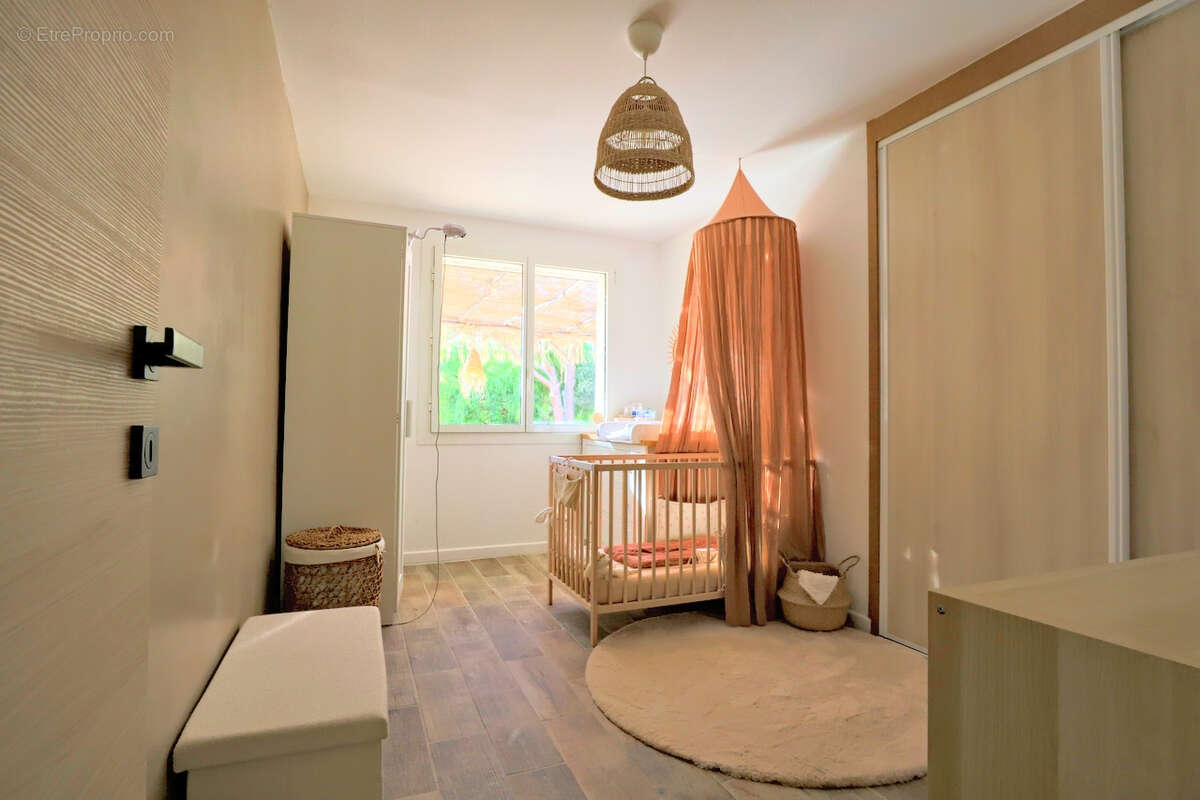 Maison à LA VALETTE-DU-VAR