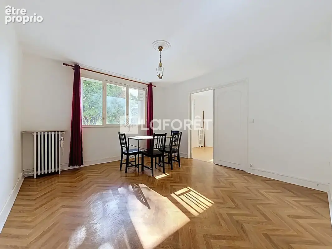 Appartement Rueil Malmaison 2 pièce(s) 42 m2 - photo 3