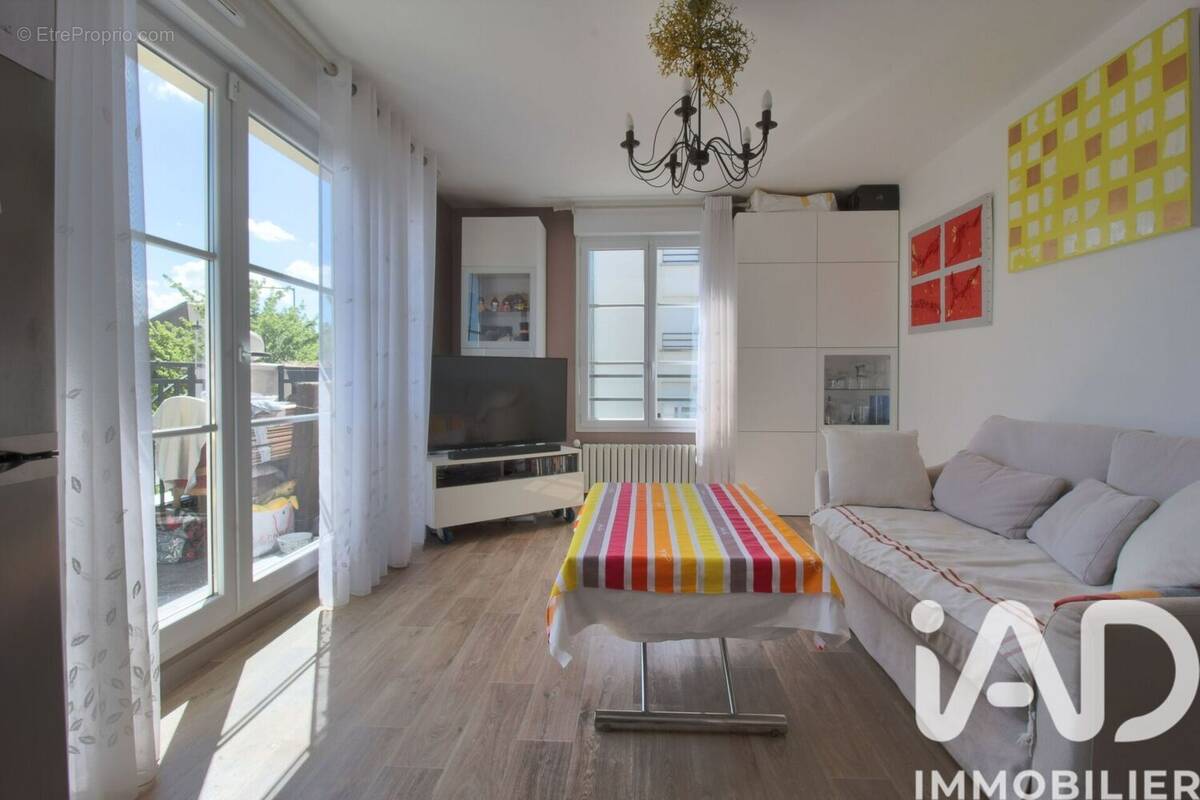 Photo 1 - Appartement à MONTEVRAIN