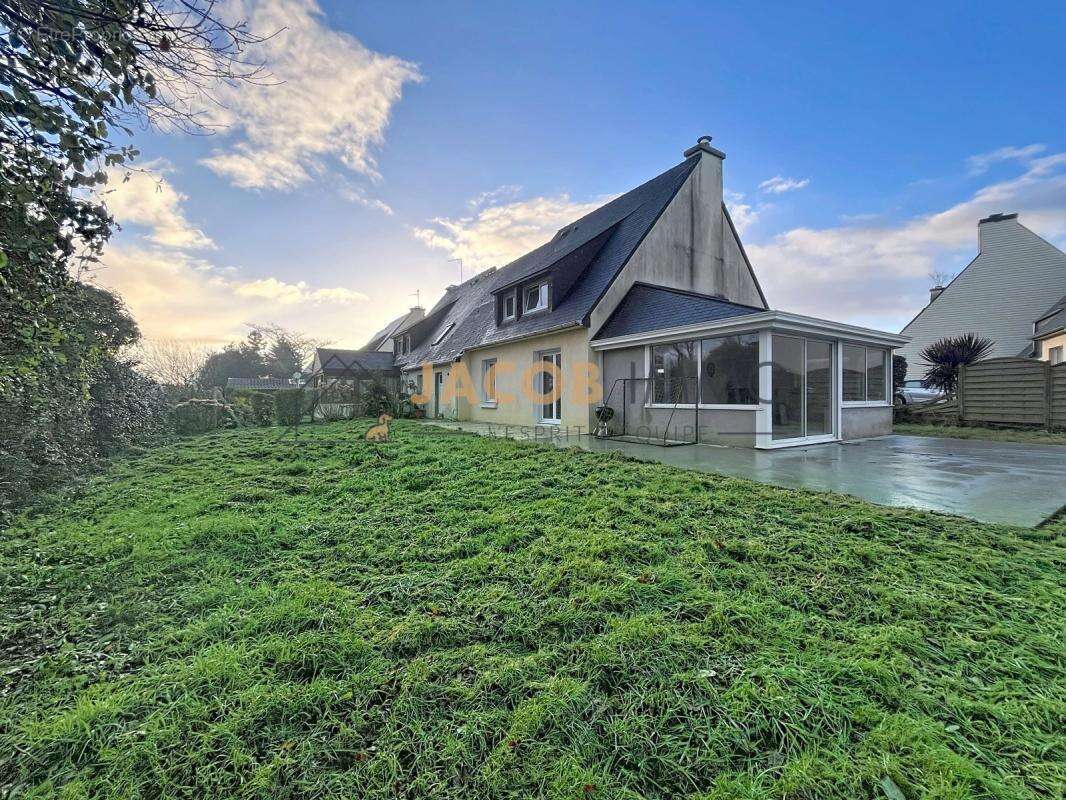 Maison à SAINT-RENAN