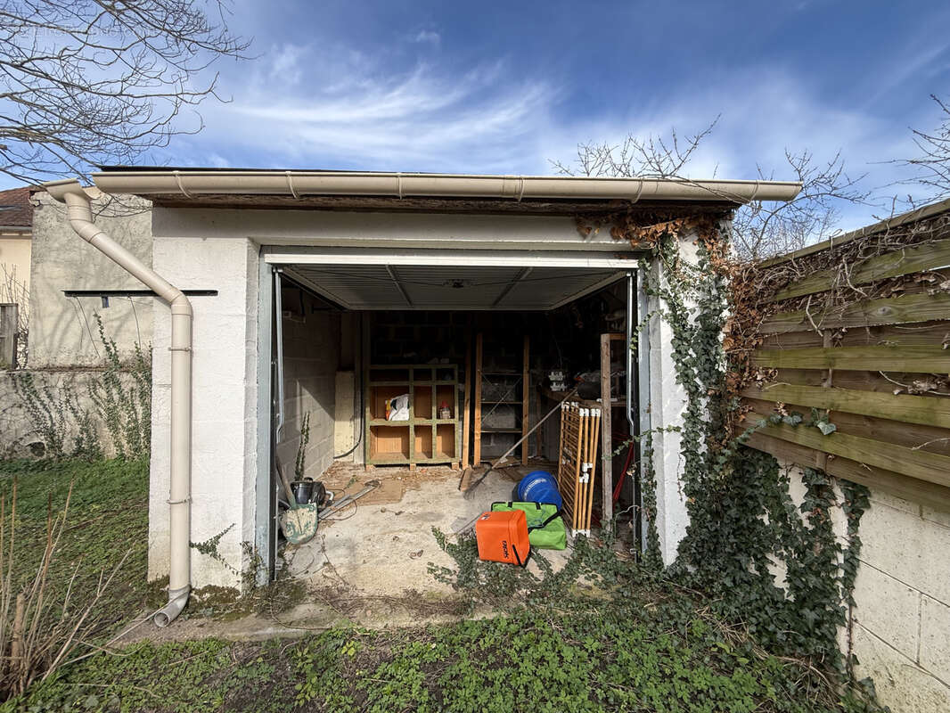 Maison à SAINT-GERMAIN-DES-FOSSES