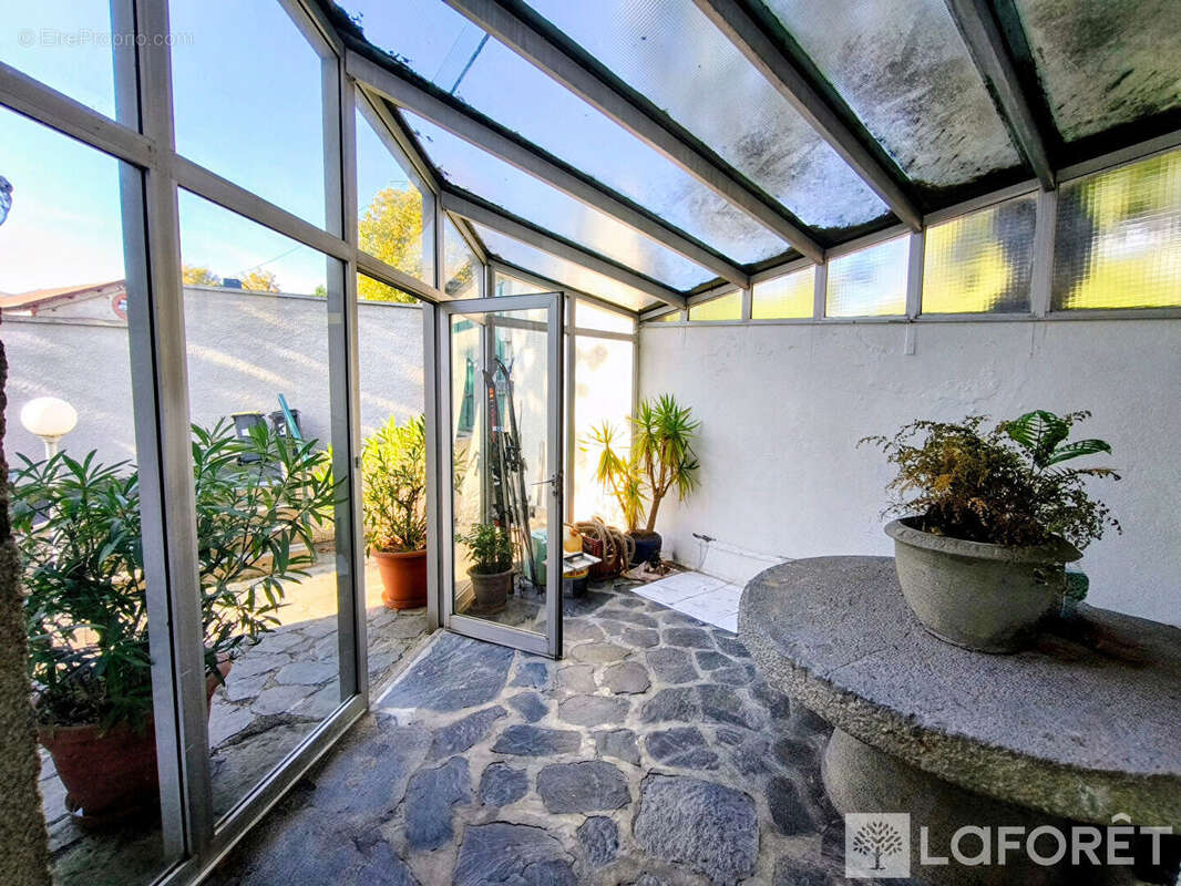 Maison à ESPALY-SAINT-MARCEL