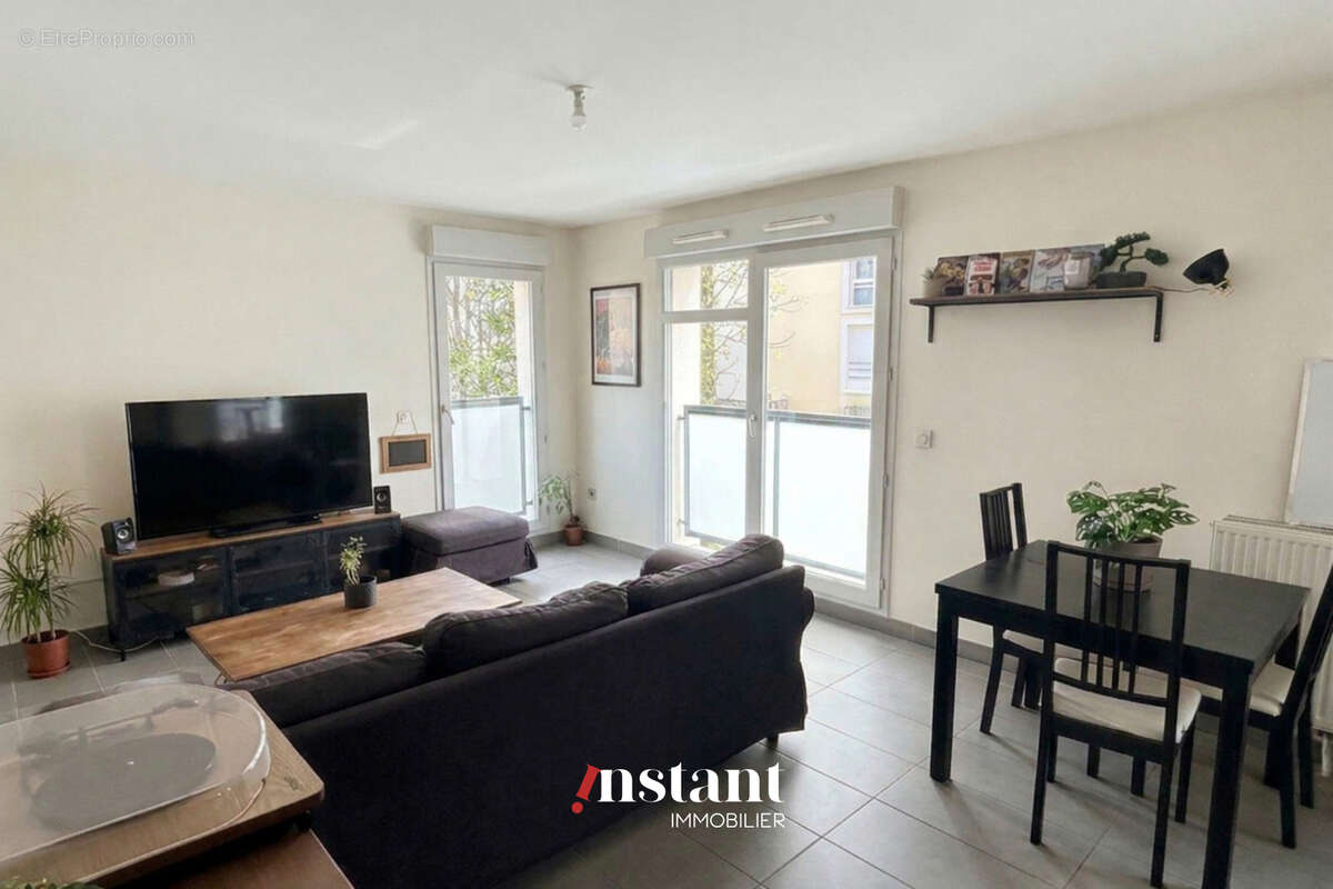 Appartement à LYON-9E