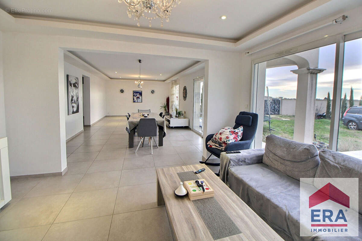 Maison 159m² à donzère - photo 4
