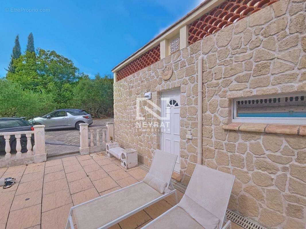 Seillans maison provencale  3 chambres avec piscine - photo 14
