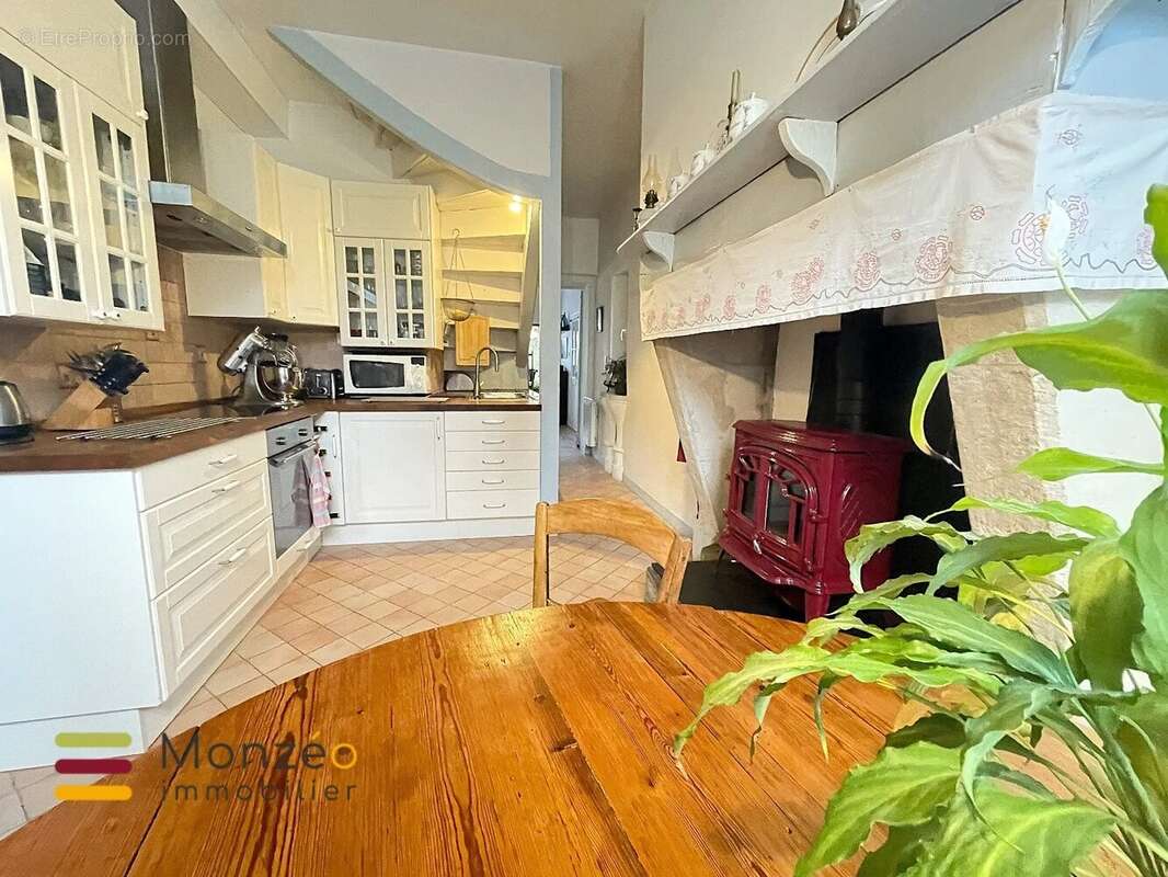 Ensemble de 2 Maisons, jardin et piscine intérieure - photo 7
