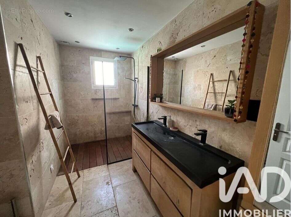 Photo 4 - Maison à ROQUEBRUNE-SUR-ARGENS