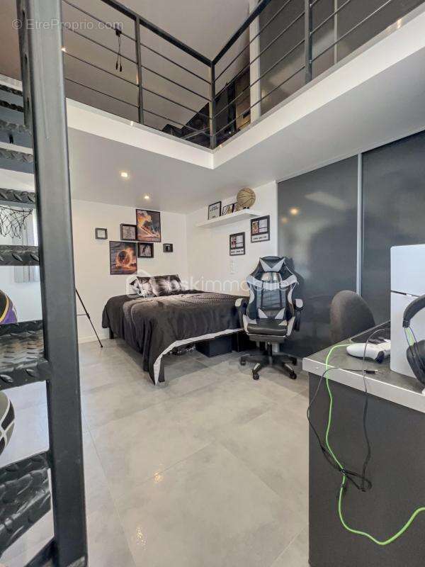 Maison à CAUMONT-SUR-DURANCE