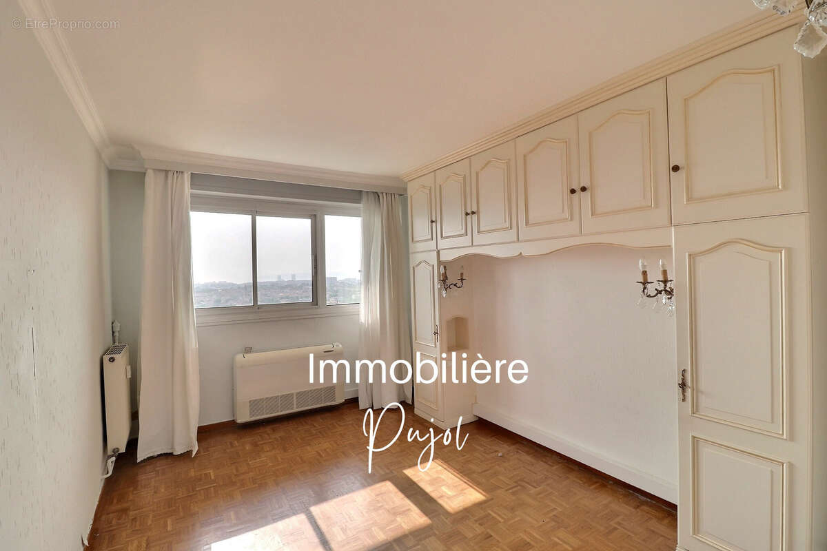 Appartement à MARSEILLE-12E