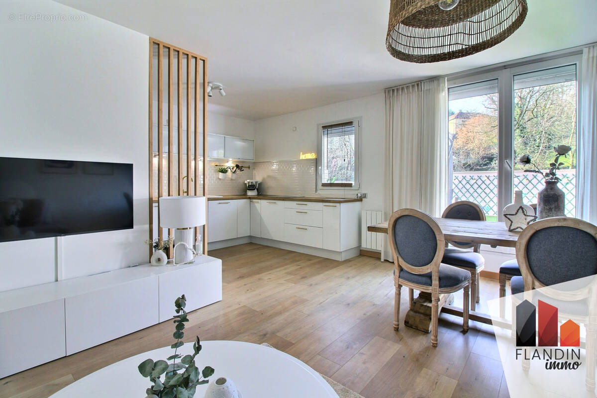 Appartement à IRIGNY