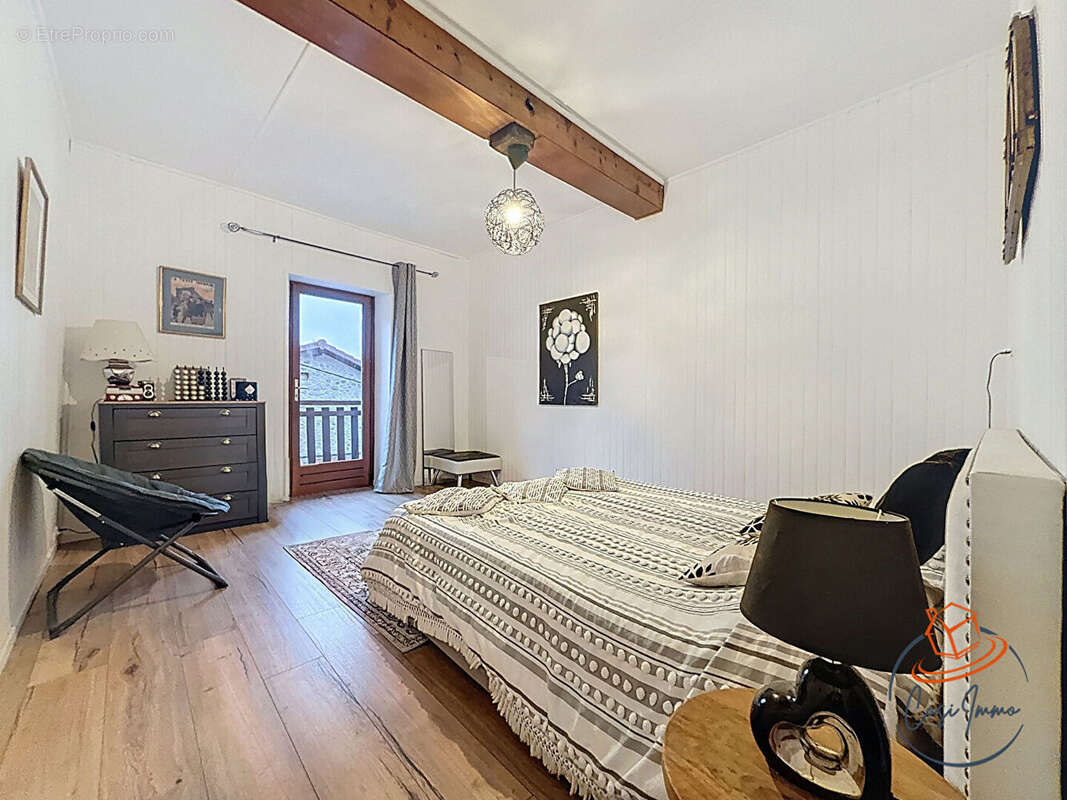 Maison à BELLEGARDE-SUR-VALSERINE