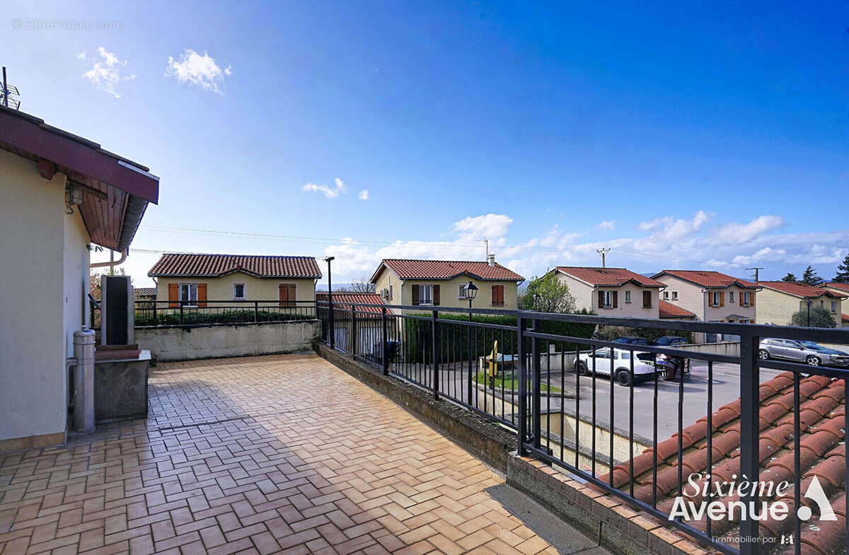 Appartement à ECHALAS