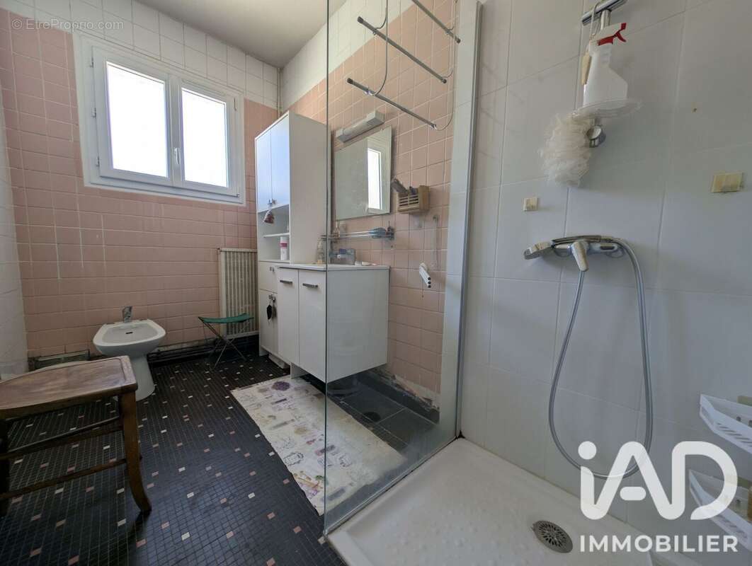 Maison 84 m² à Parempuyre  - photo 7