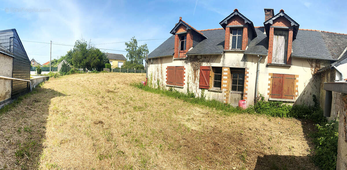 Terrain à CHATEAUBRIANT