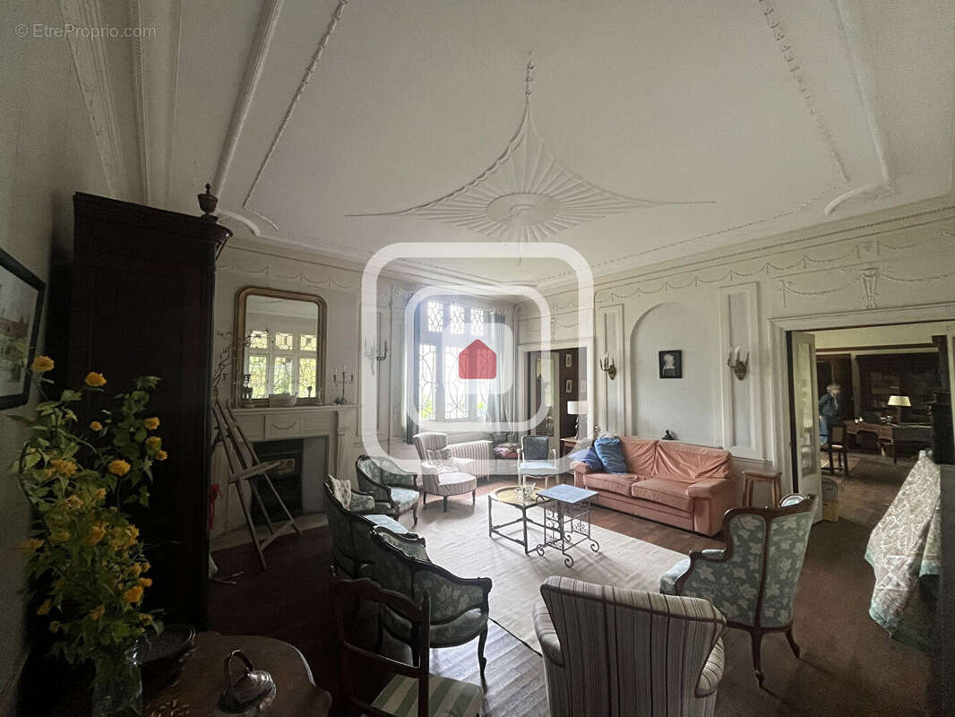 Maison à HAUSSIGNEMONT