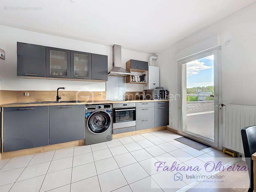 Appartement à CHESSY