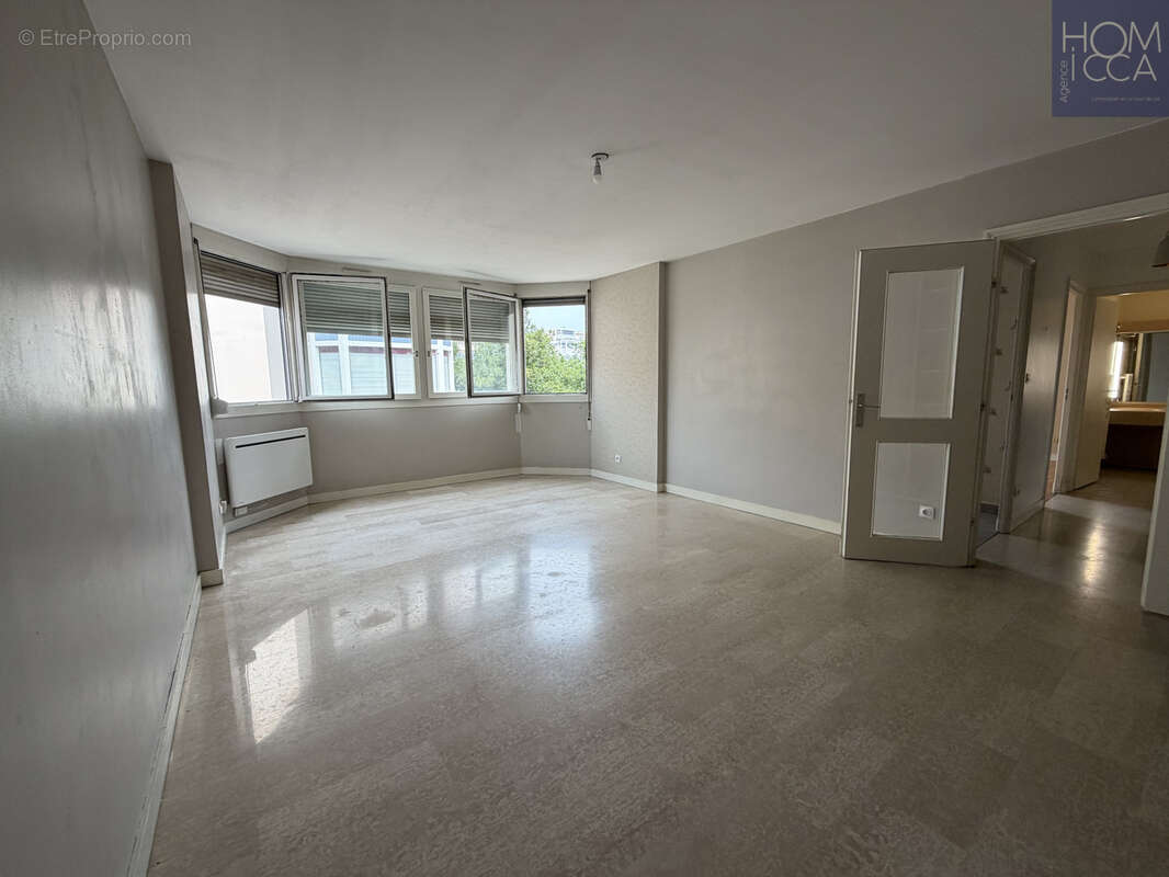 Appartement à LYON-6E