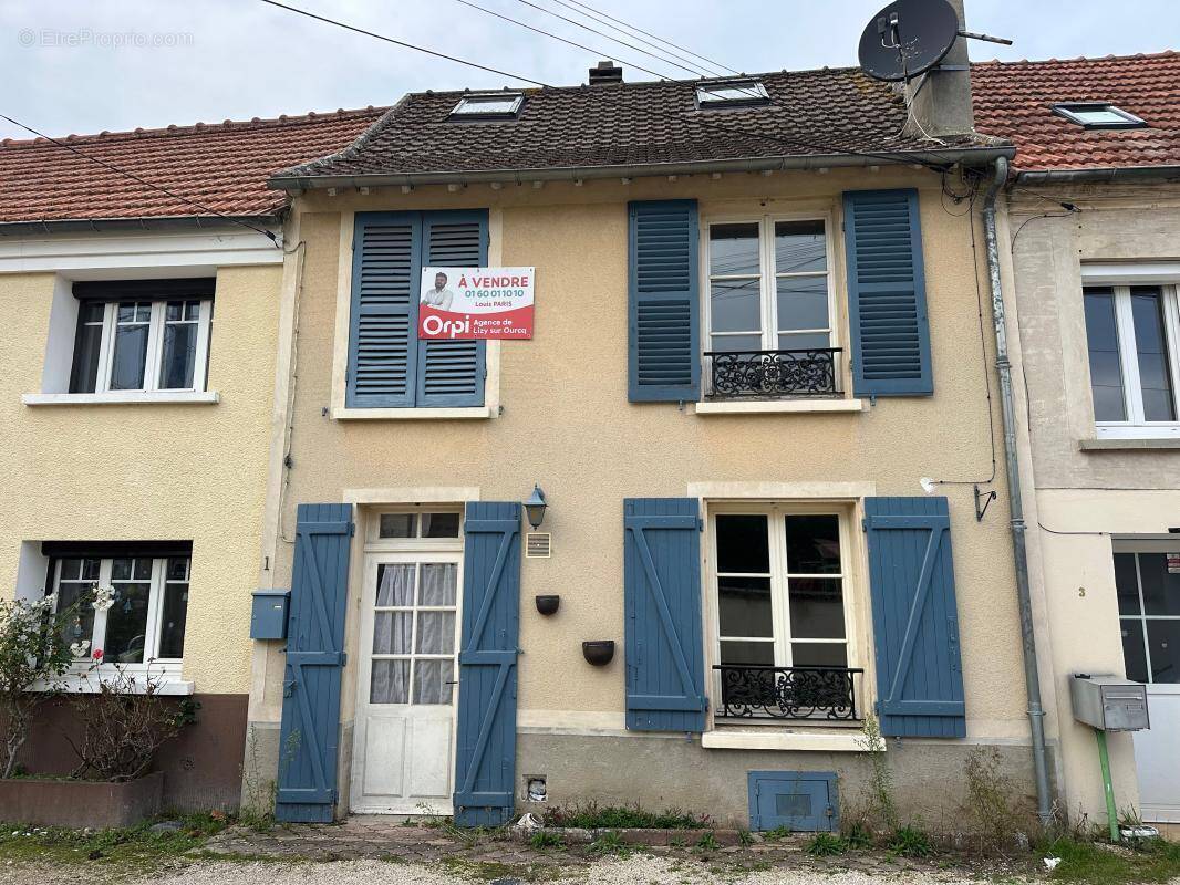 Maison à ISLES-LES-MELDEUSES