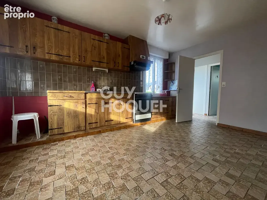 Maison à vendre dans le bourg 6 pièces - photo 3