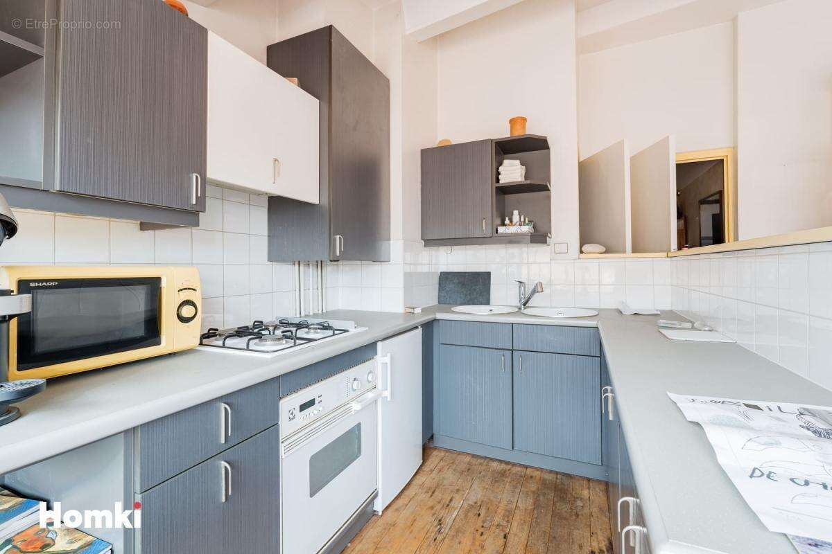 Appartement T6 de 170 m2 à Toulouse 31000, Rue Peyrolières - photo 12