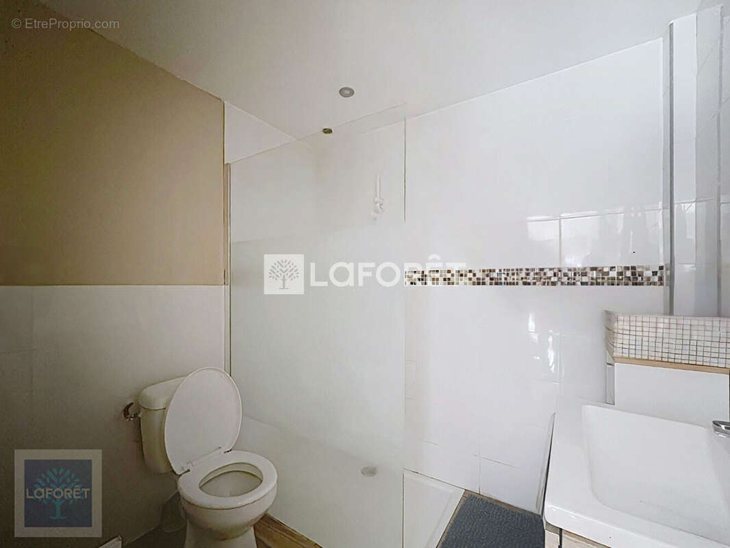 Maison de plain-pied avec studio indépendant et jardin - photo 11